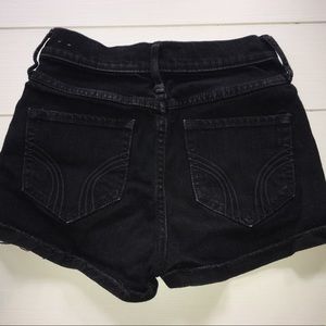 Black Highwasted Hollister Jean Shorts